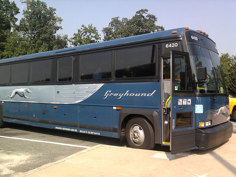Greyhound partners with 7-Eleven on ticket buying program