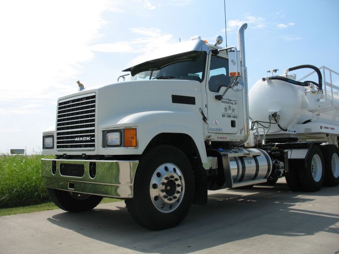 GuardDog Connect Telematics in 25,000 Mack Trucks