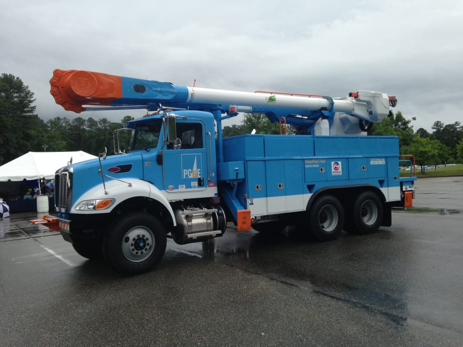 PG&E, Allison Transmission & Peterbilt Partner on Material Handler Truck