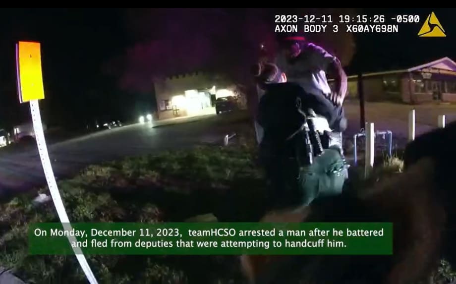 Handcuffed Man Resisting Arrest Drags Florida Deputy 49 Feet