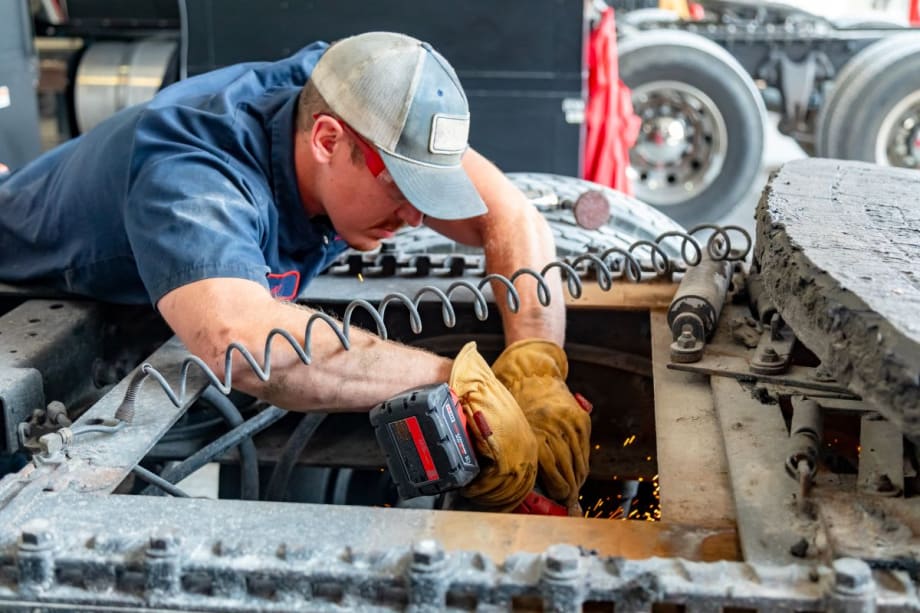 Huff and Puff Trucking technician at work.