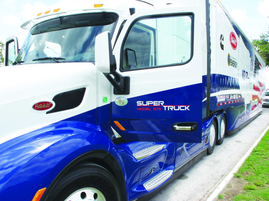 Driving the Peterbilt-Cummins Fuel-Sipping SuperTruck