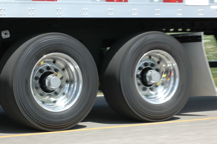 Retreading Wide-base Tires