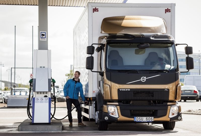 Volvo Trucks Certifies Euro 5 Engines for HVO Fuel