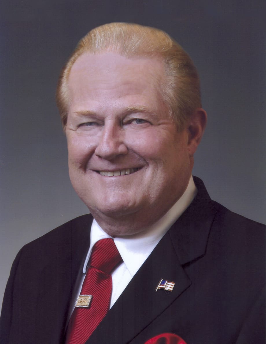 Rush Founder W. Marvin Rush Retires as Chairman