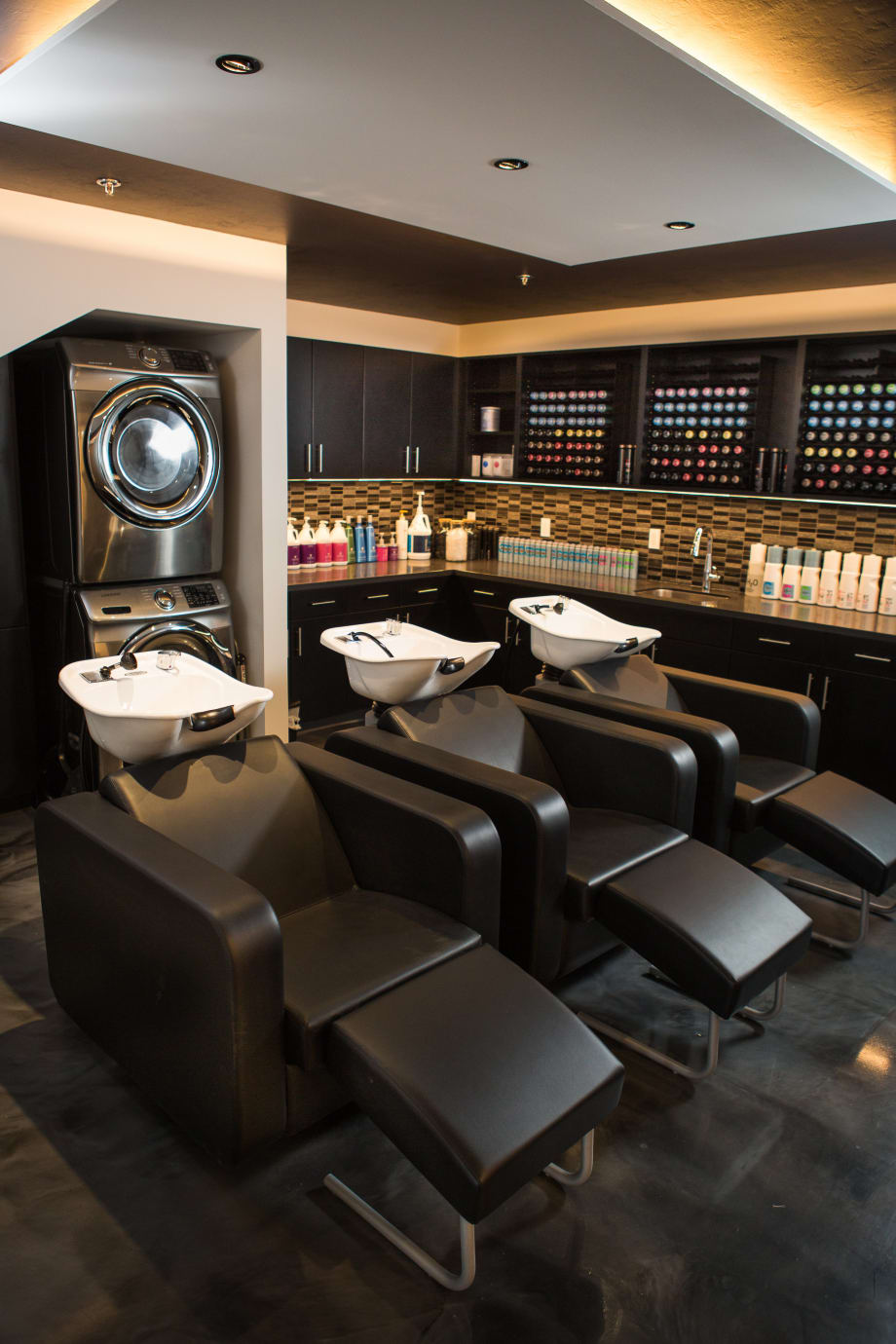 Salons of the Year 2017: Hermosa Salon