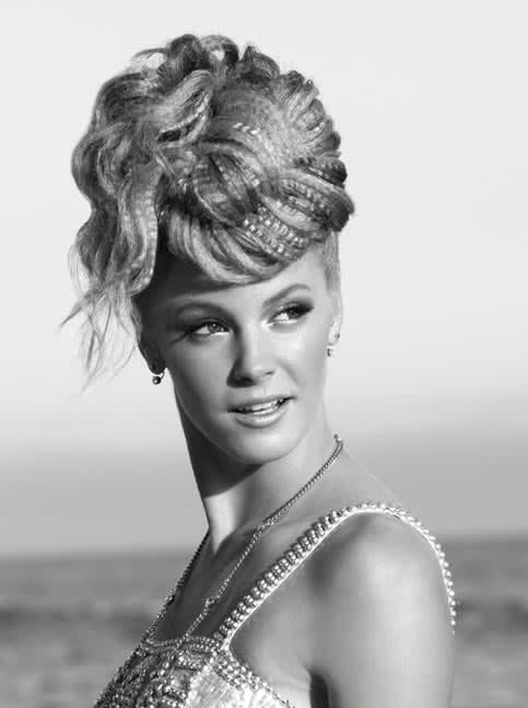 What's Trending in Holiday Hairstyling? Romantic & Unstructured Styles