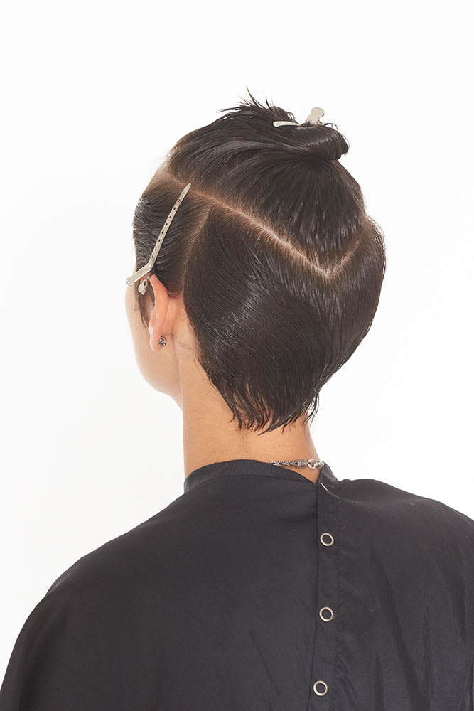 Elegant Edge: Clipper Cut Women
