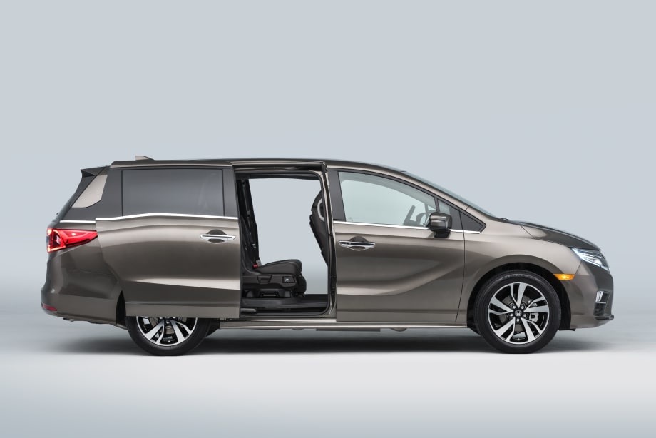 2018 Honda Odyssey Boosts Connectivity