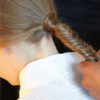 HOW-TO: Effortless Fishtail Braid