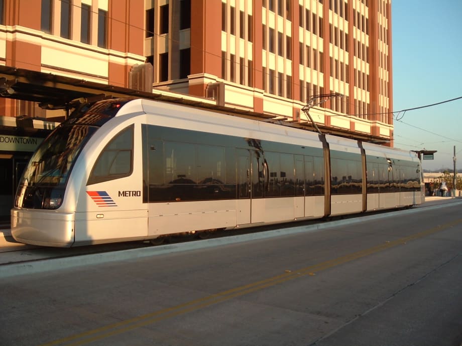 Houston Metro to add 14 more Siemens light rail vehicles
