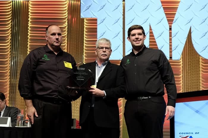 Hyliion HE Drive Axle Wins Technical Achievement Award