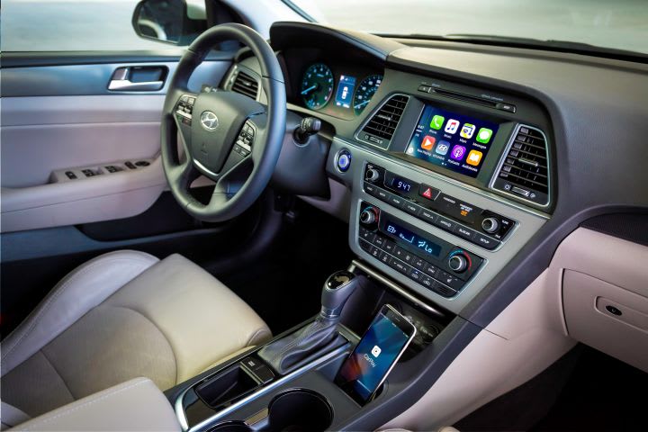 Hyundai Adds CarPlay to 2016 Sonata