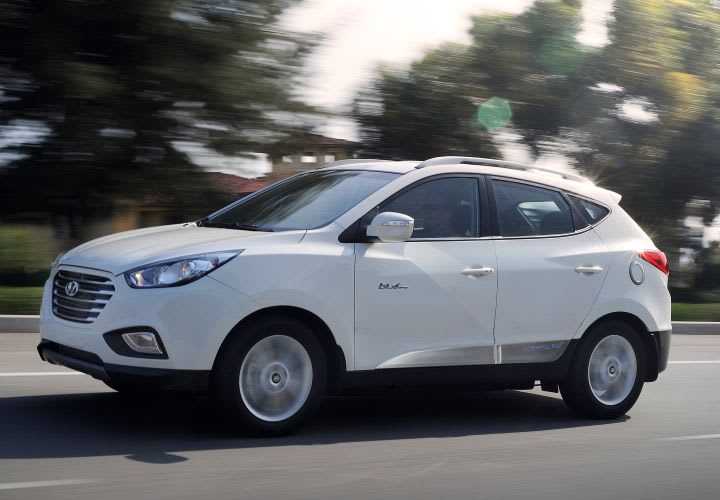 Hyundai Updates Tucson Fuel Cell SUV for 2016
