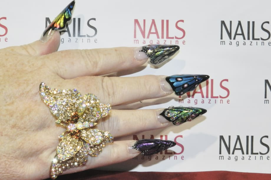 IBS Las Vegas: NAILS Mani-Cam