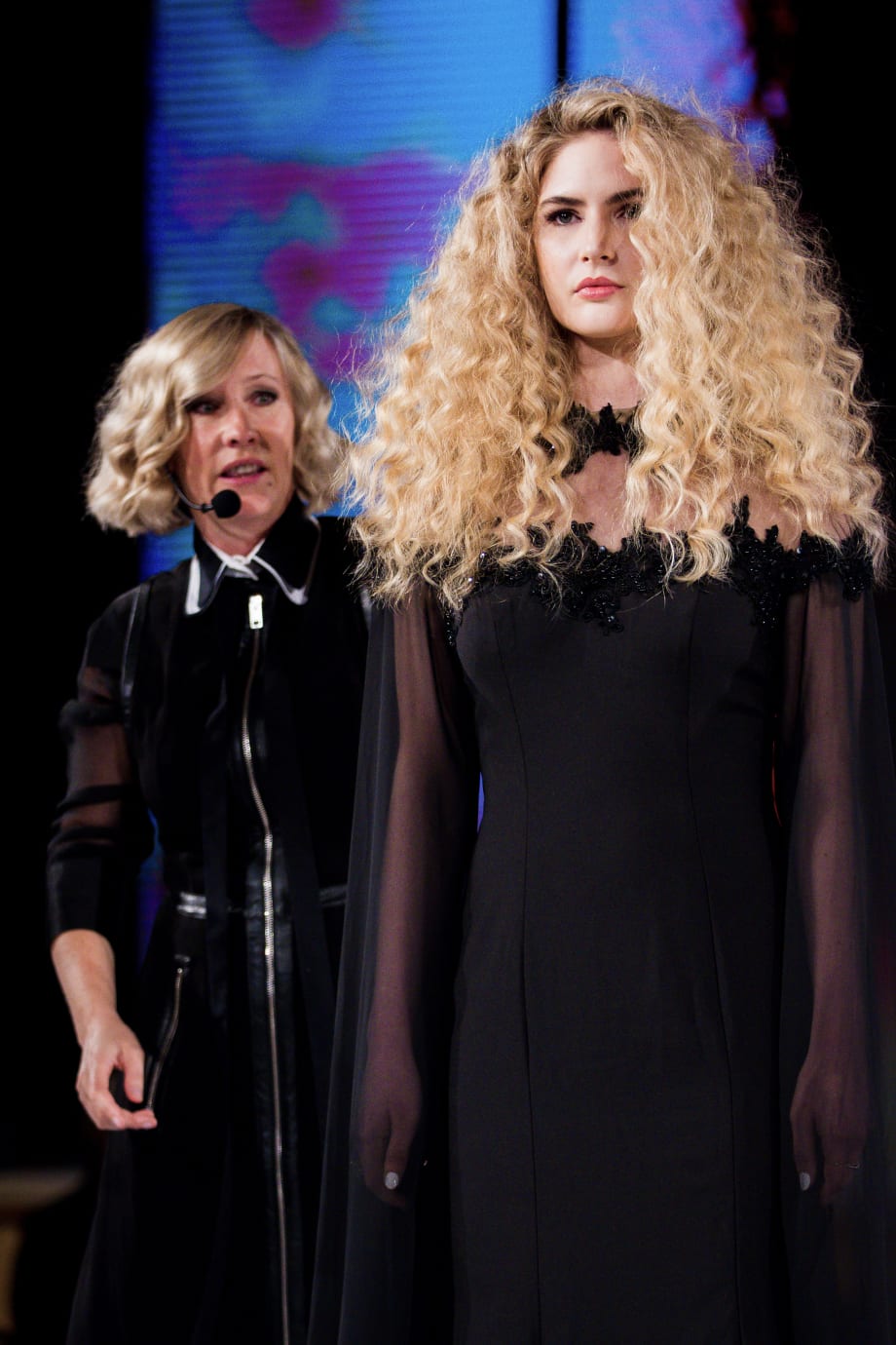 Simply Stunning: Lifestyle Cuts, Color and Styling