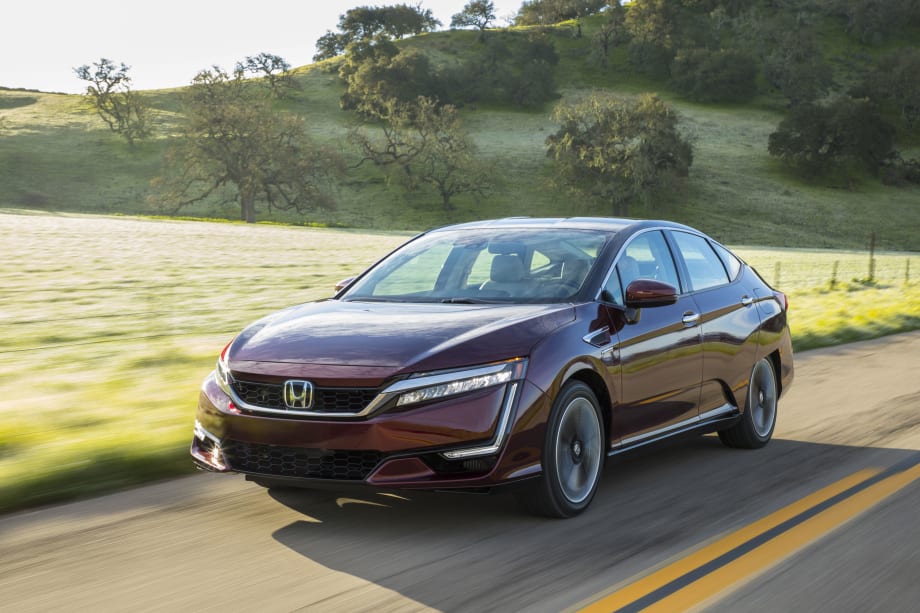 Honda's 2018 Clarity Fuel Cell Arrives in California