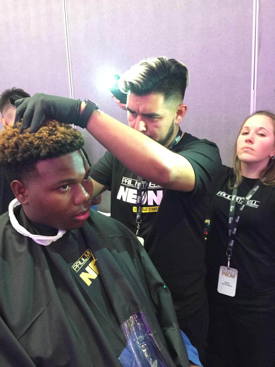 Paul Mitchell Future Professionals Prepare Students for the Prom with Makeovers and Mentoring