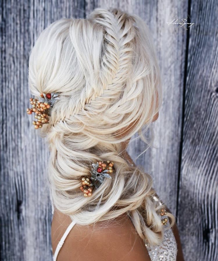 15 Boho Updos and Braids Perfect for Wedding Hair Inspiration by Sara Ortega @hairspray_studio