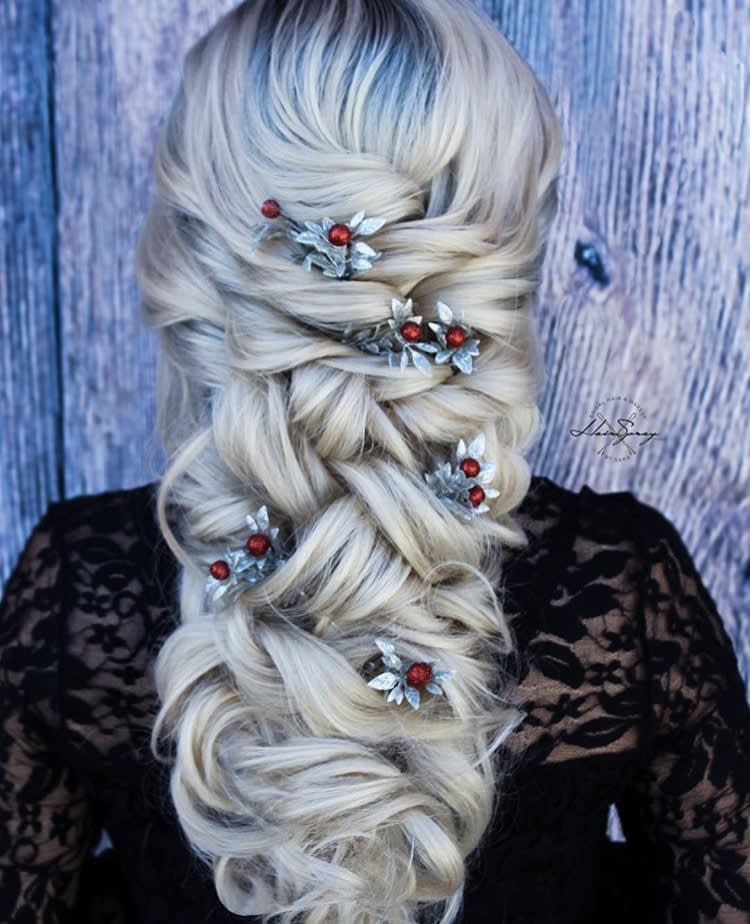 15 Boho Updos and Braids Perfect for Wedding Hair Inspiration by Sara Ortega @hairspray_studio