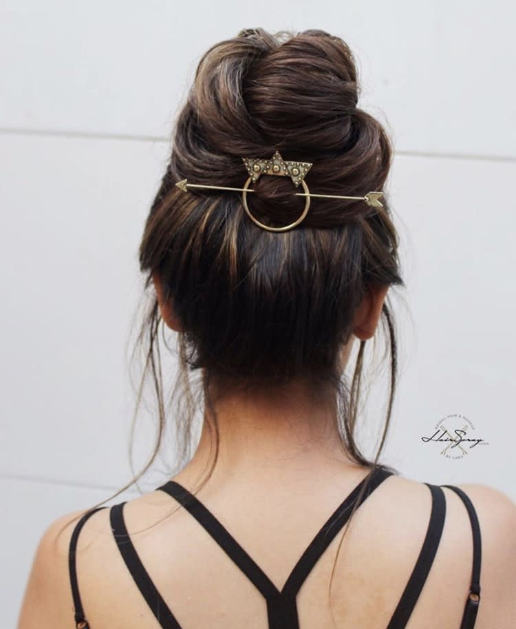 15 Boho Updos and Braids Perfect for Wedding Hair Inspiration by Sara Ortega @hairspray_studio