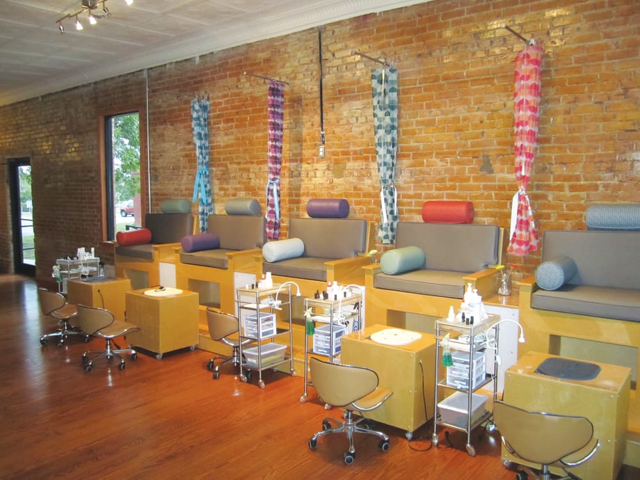 Texas Salon Goes From Mobile to Medical