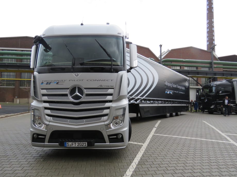 Self-Driving Trucks Need to Gain Traction on Capitol Hill