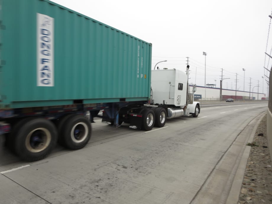 Clean Air Plan Encourages Cleaner Vehicles at SoCal Ports