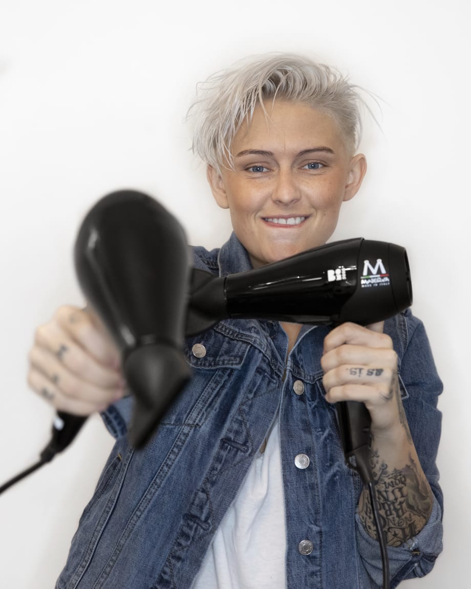 Win the $200 Minerva BI-5000 Blow Dryer