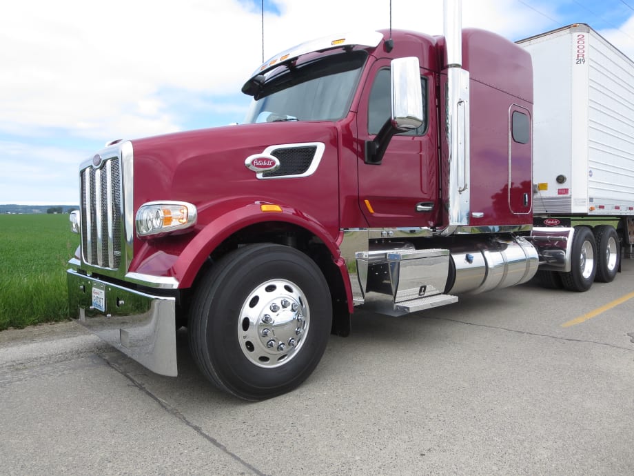 Peterbilt 567 Heritage Evokes Company's Roots
