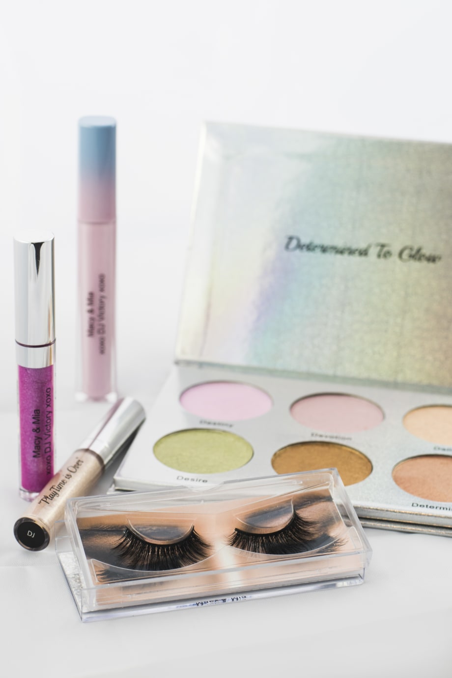 Macy & Mia Cosmetics Collaborates with Wrestling Star Ashley Sebera on Five-Piece Collection