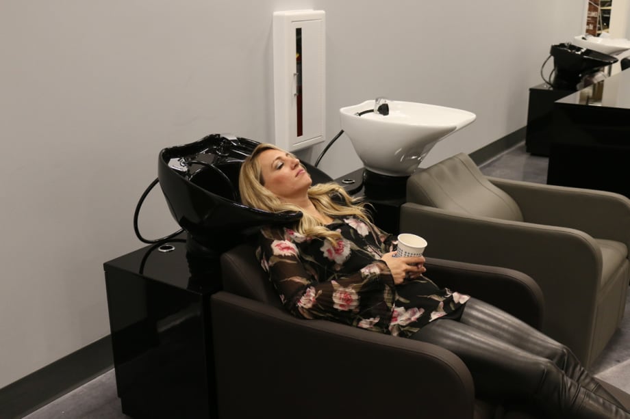 Minerva Beauty Names Winner in Salon Makeover Contest