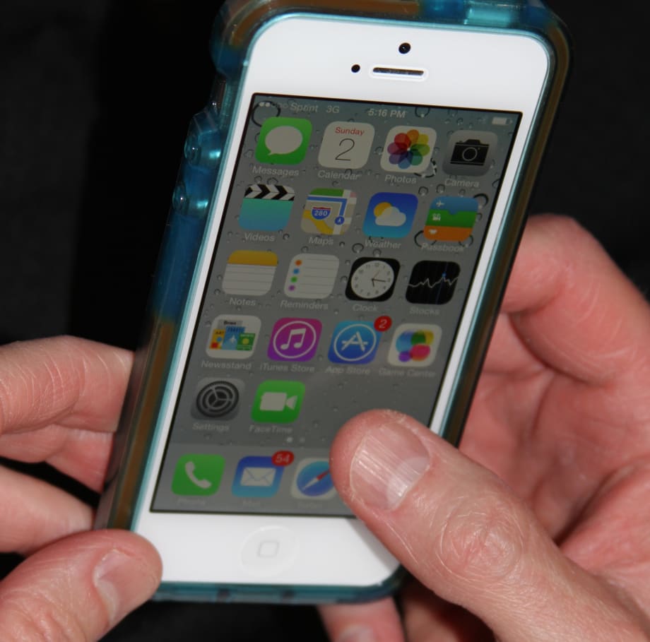Video: AAA Urges Drivers to Conserve Phone Battery Life During Storms