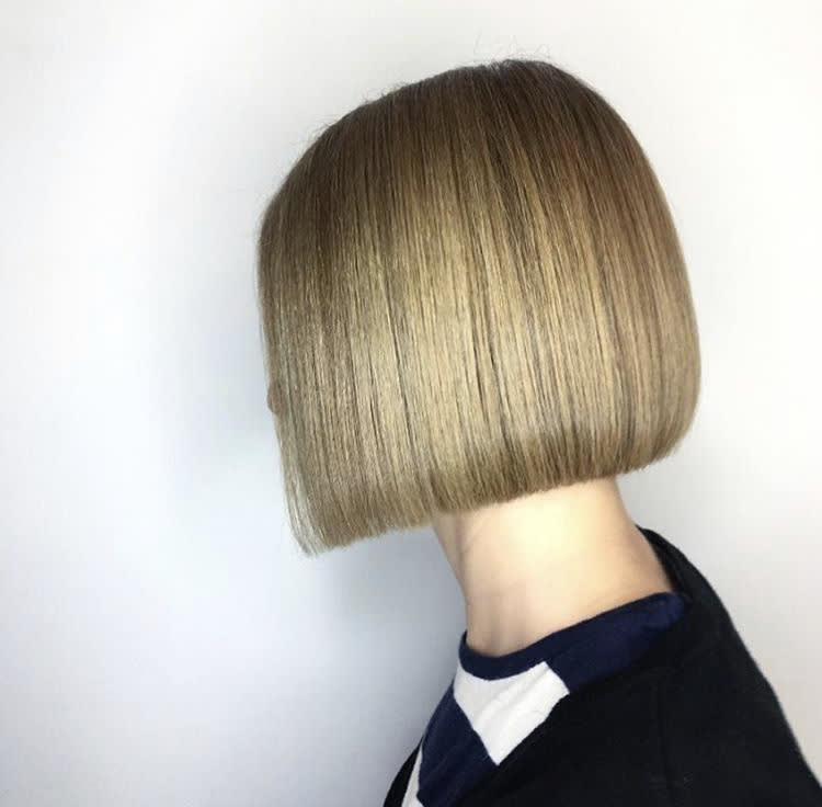Bobs, Pixies, Disconnection: Precision Hair Cuts Plus Head Sheets