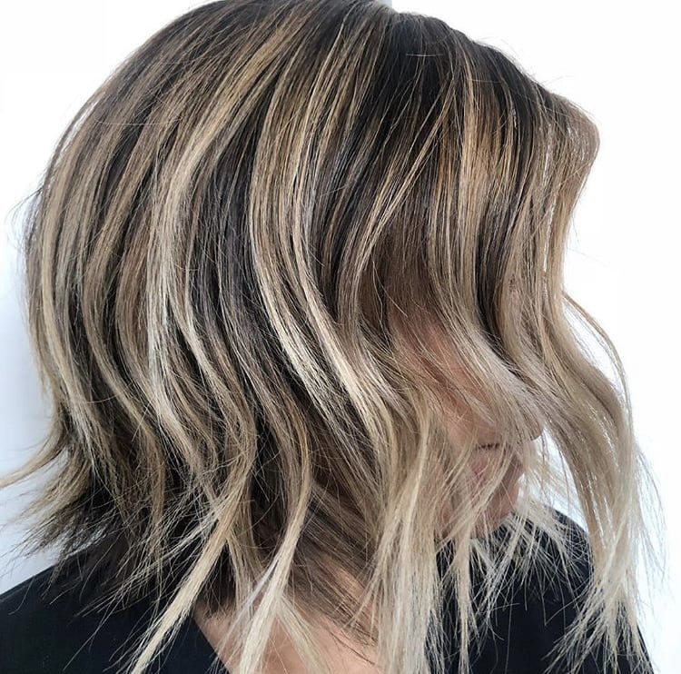 Perfect Instagram Poses for Hair Posts by @heyelizabethfaye
