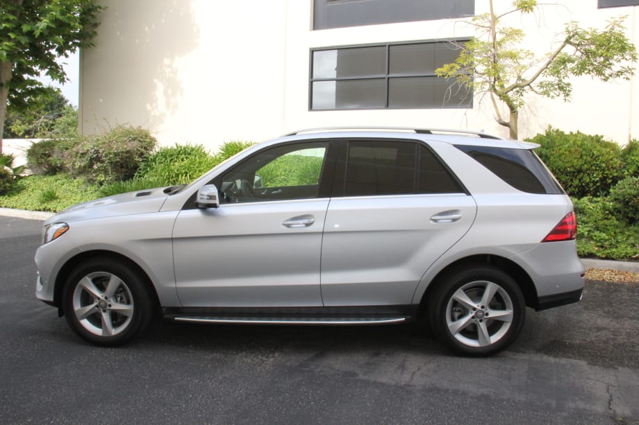 Mercedes-Benz Offers 2017 SUV Fleet Incentives
