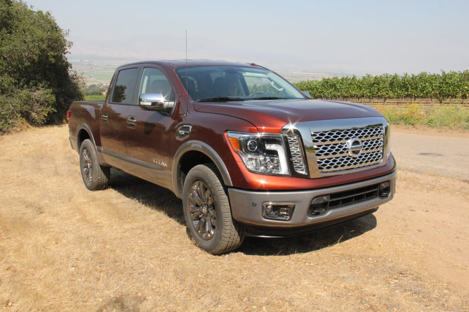 2017 Nissan Titan Half-Ton Pickup