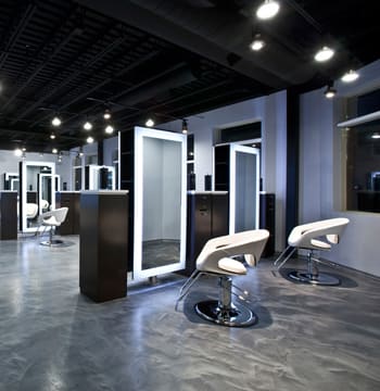 Salon of Distinction: Blo Salon