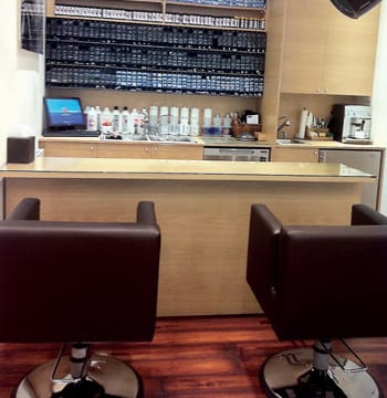 Salon of Distinction: 27 Hampton Salon
