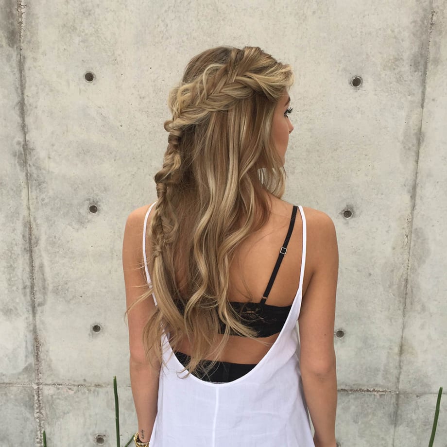 HOW-TO: A New Twist on a Deconstructed Fishtail Braid