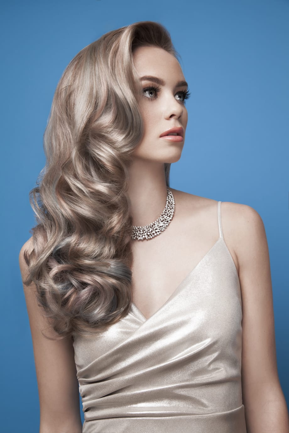 HOW-TO: Pravana ColorLush Silver Pearl and Bronze Swirl