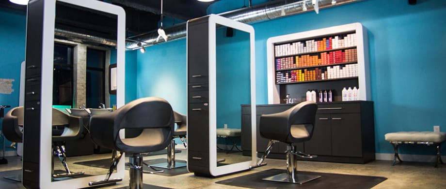 Salon Tour: Bombshell Salon