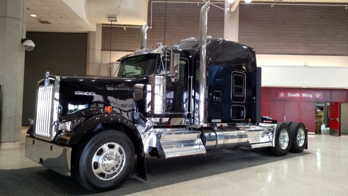 KW’s W900L Gets Icon 900 Limited Edition