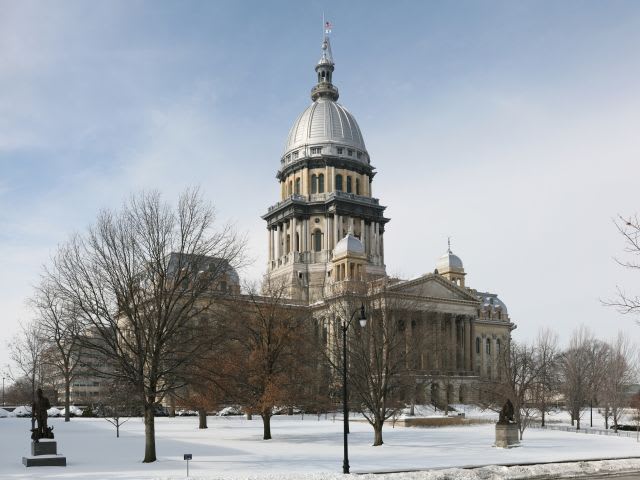 $89M cut to Ill. school transportation stands