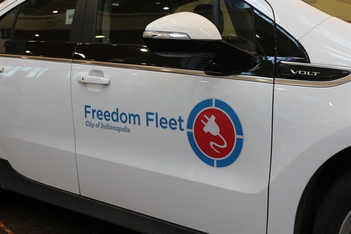 Indianapolis Tells Drivers Not to Charge EVs at Home