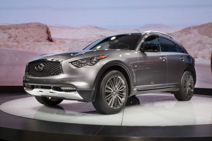 Infiniti Offers 2017 QX70 Limited Luxury SUV