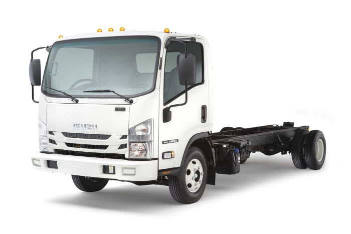 Isuzu Beats Commercial Truck Sales Record in 2015