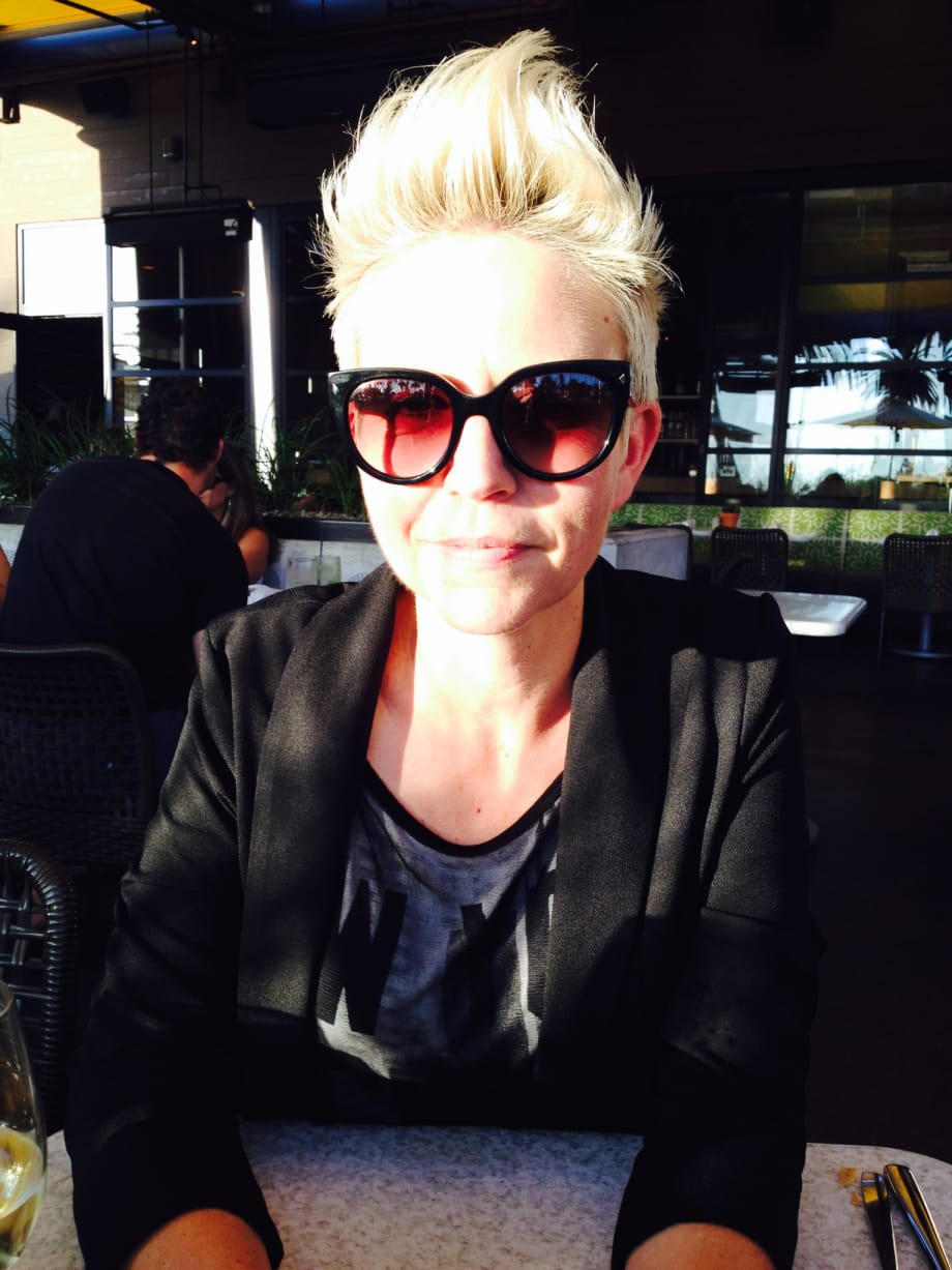 Eat Your Way to Health: Advice From a Hairdresser Certified in Plant-Based Nutrition