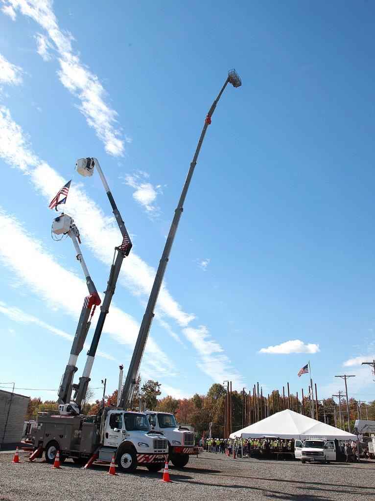 Jersey Central Power & Light Introduces Students in Training