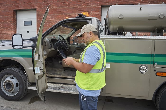 5 Compliance Tips for Straight-Truck Drivers